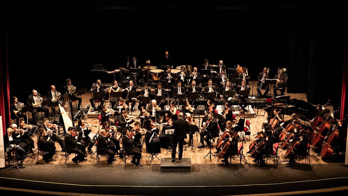 Co-Ro, l'Orchestra Sinfonica Brutia porta "Le Quattro Stagioni" di Vivaldi al Teatro Valente
