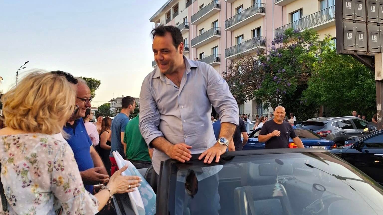 Clamoroso a Villapiana, si dimettono 8 consiglieri comunali: finisce l'era Ventimiglia