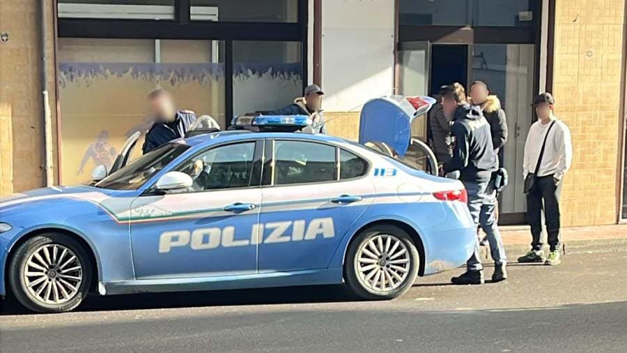 Aggressione in pieno giorno al Quadrivio di Schiavonea: paura in una zona centralissima