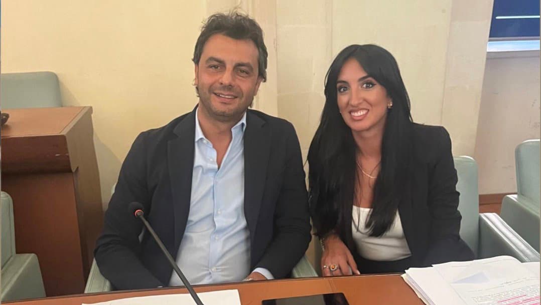Co-Ro, Forza Italia all’attacco: «Servizi che saltano e città al buio»