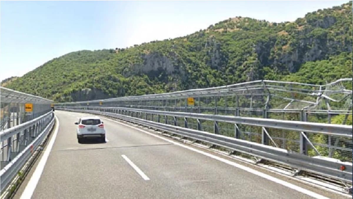 A2 tra Laino Borgo e Mormanno, chiusure notturne per verifiche Ansfisa: traffico deviato