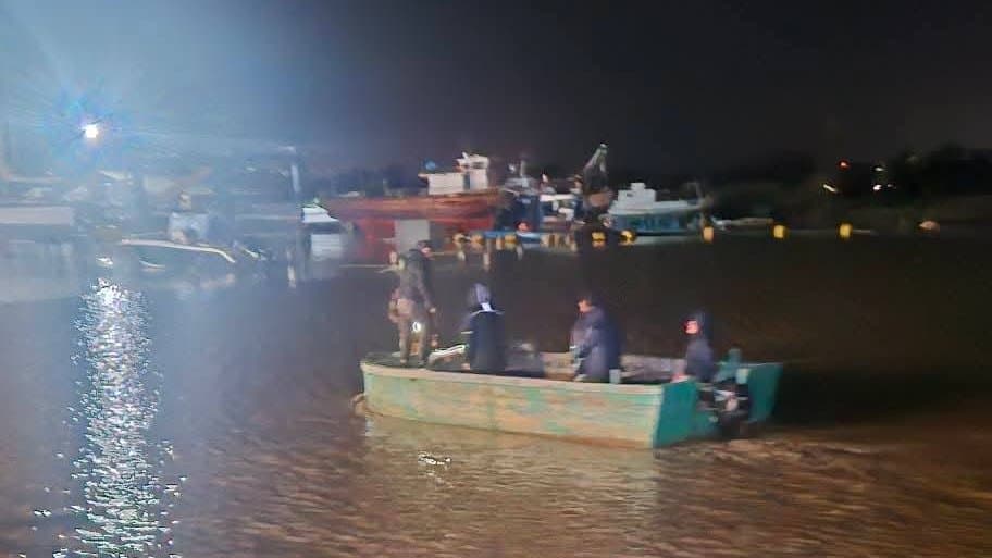 Crati, notte di paura: il fiume rompe gli argini e sommerge la Piana di Sibari | FOTO