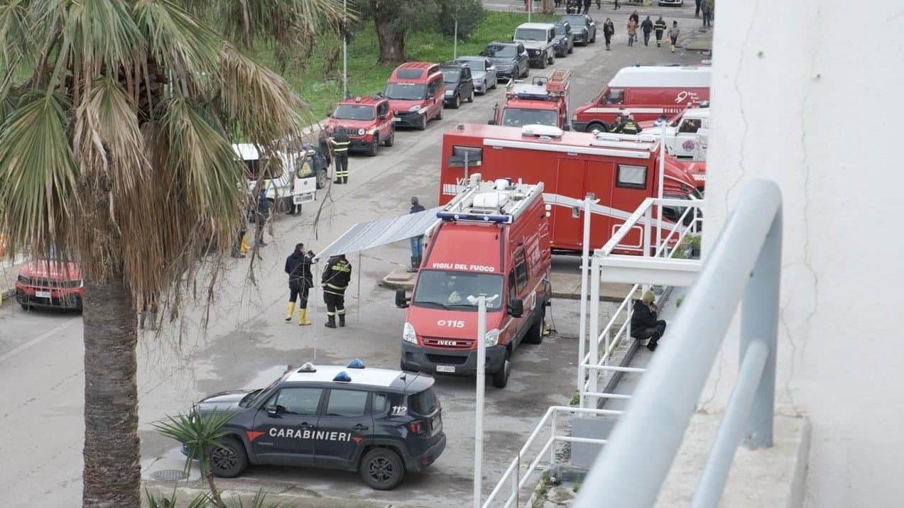 Esondazione del Crati: non è ancora finita, resta alta l'allerta per la falla ai Laghi di Sibari