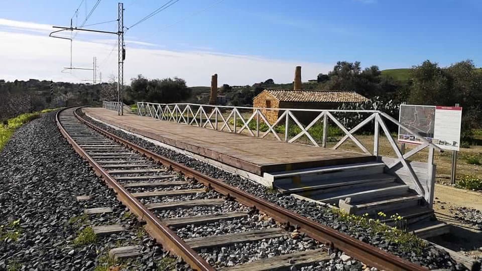 Ferrovia Jonica chiusa da oltre un anno tra Sibari e Catanzaro Lido: disagi per pendolari e studenti