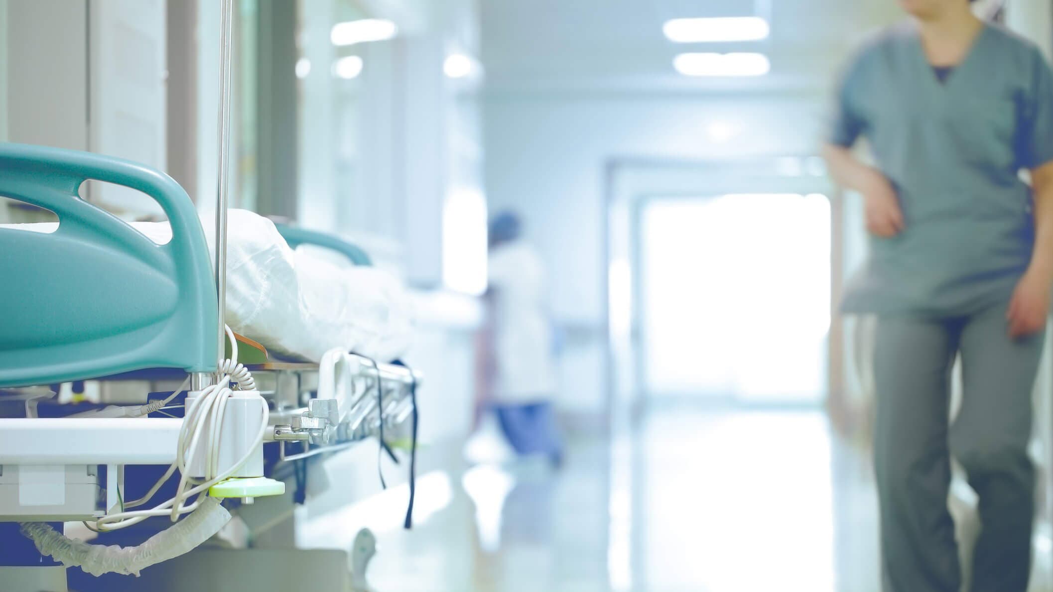 Ospedale di Castrovillari, gli infermieri scrivono all’Asp: «Mancano OSS nei turni, a rischio qualità delle cure»