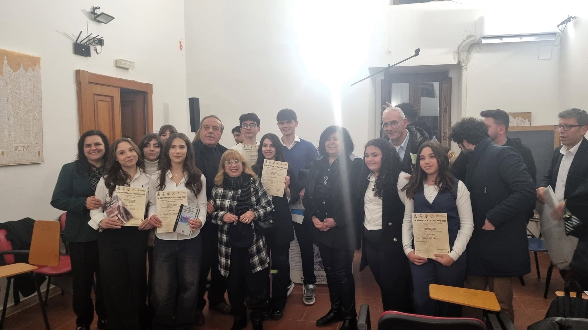 San Demetrio Corone ospita La Biblioteca di Calliope: giovani lettori puri emozionano con la poesia