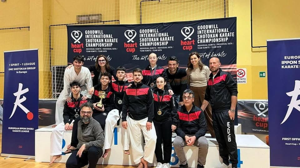 Castrovillari trionfa alla Heart Cup 2026: pioggia di medaglie per la Seidokan Karate Club
