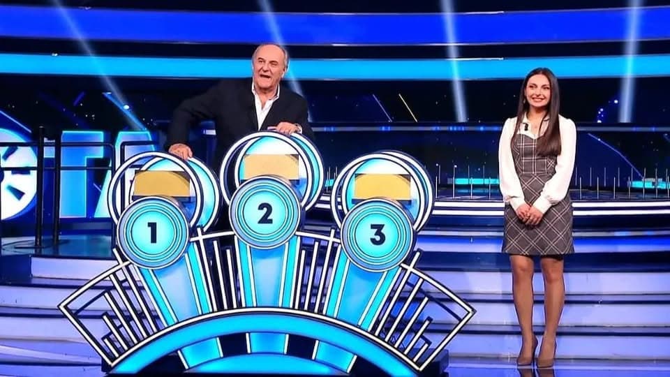 Karen trionfa a "La Ruota della Fortuna": festa a San Giorgio Albanese per la campionessa