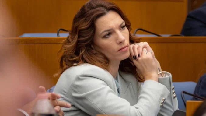 Baldino (M5S): «La nave affonda e Occhiuto aggiunge poltrone: fallita la gestione della Regione»
