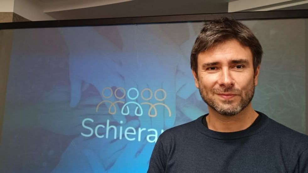 A Mirto Crosia nasce la Piazza di Schierarsi con Di Battista