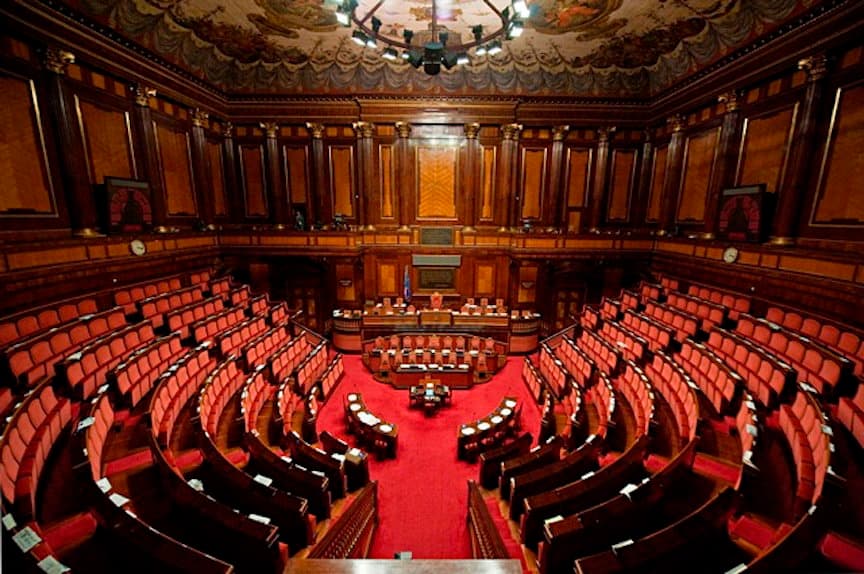 Sanità calabrese, dal Consiglio regionale al Senato: interrogazione sul debito e il commissariamento