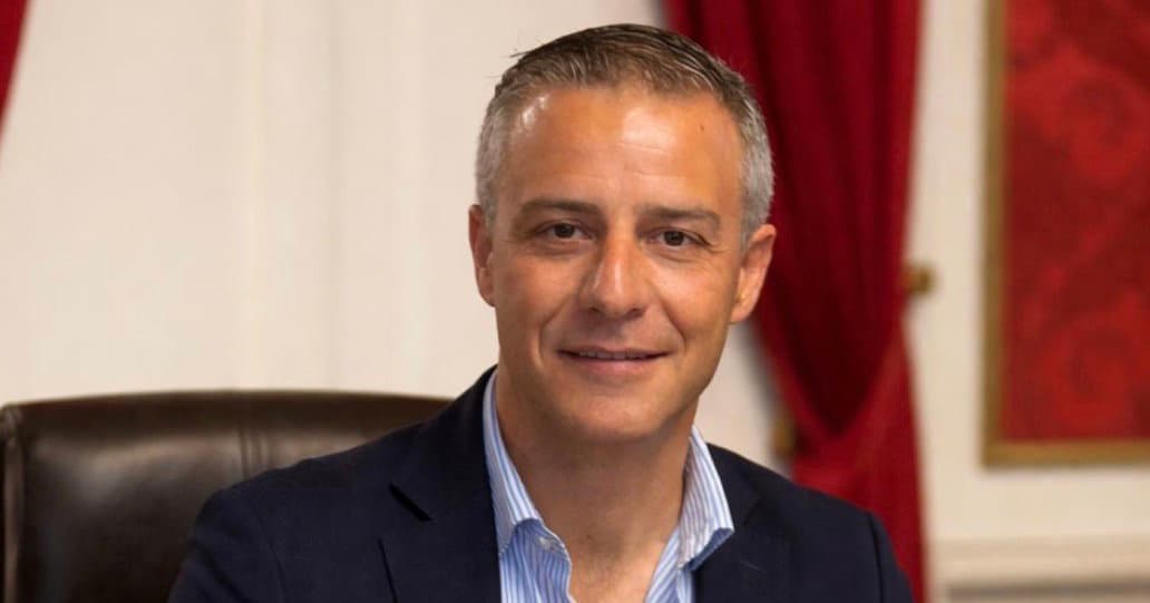 Viabilità, Garofalo annuncia 2 milioni di euro per le strade di Cassano