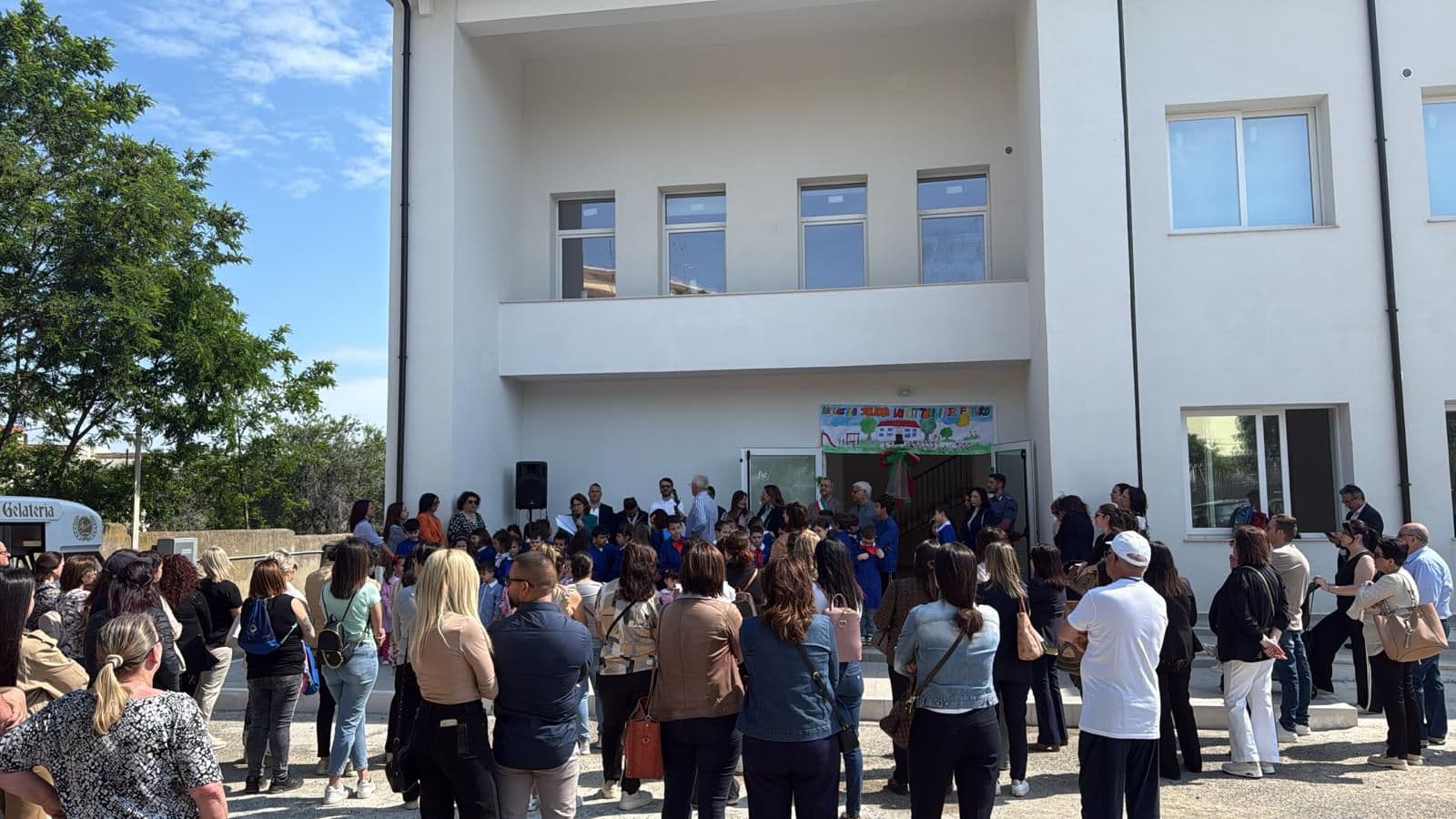 Cariati, inaugurato dopo sei anni il plesso scolastico "Faggiano"