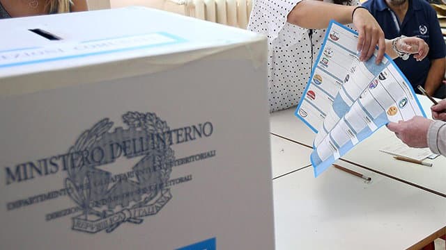 Comunali, alle 19 affluenza in crescita in quasi tutti i centri: vola San Lorenzo del Vallo