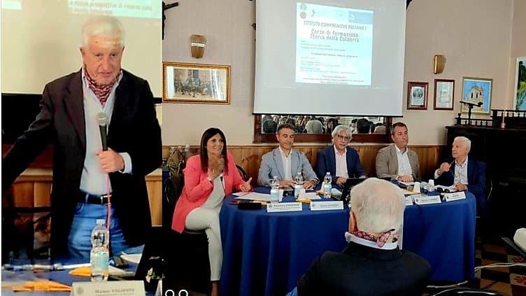 Storia della Calabria, all’IC Rossano 1 si chiude il percorso formativo sull’identità regionale