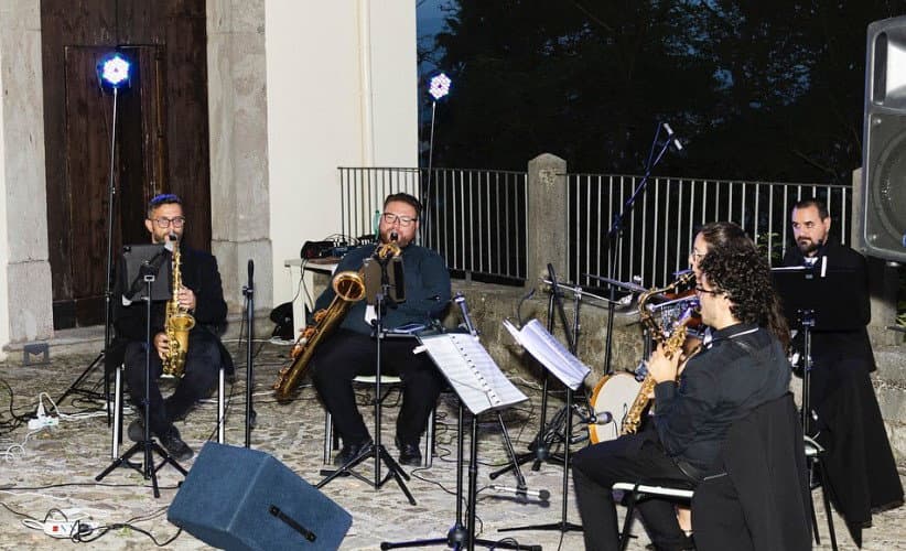 “La Città della Musica” porta il sax alle Macine: il lavoro incontra l’arte