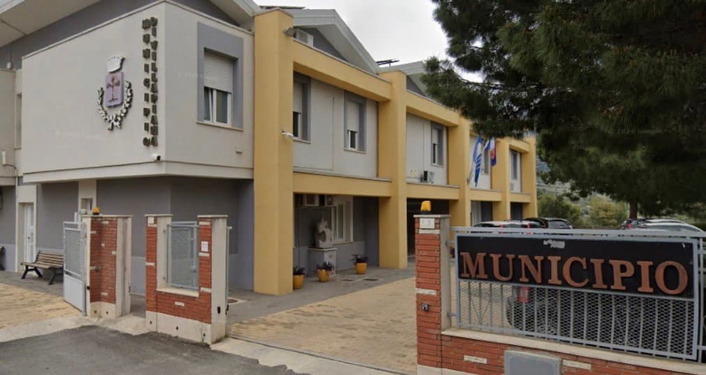 Villapiana, scontro nella maggioranza sulla BSV: Mastrota attacca Sindaco e Vicesindaco