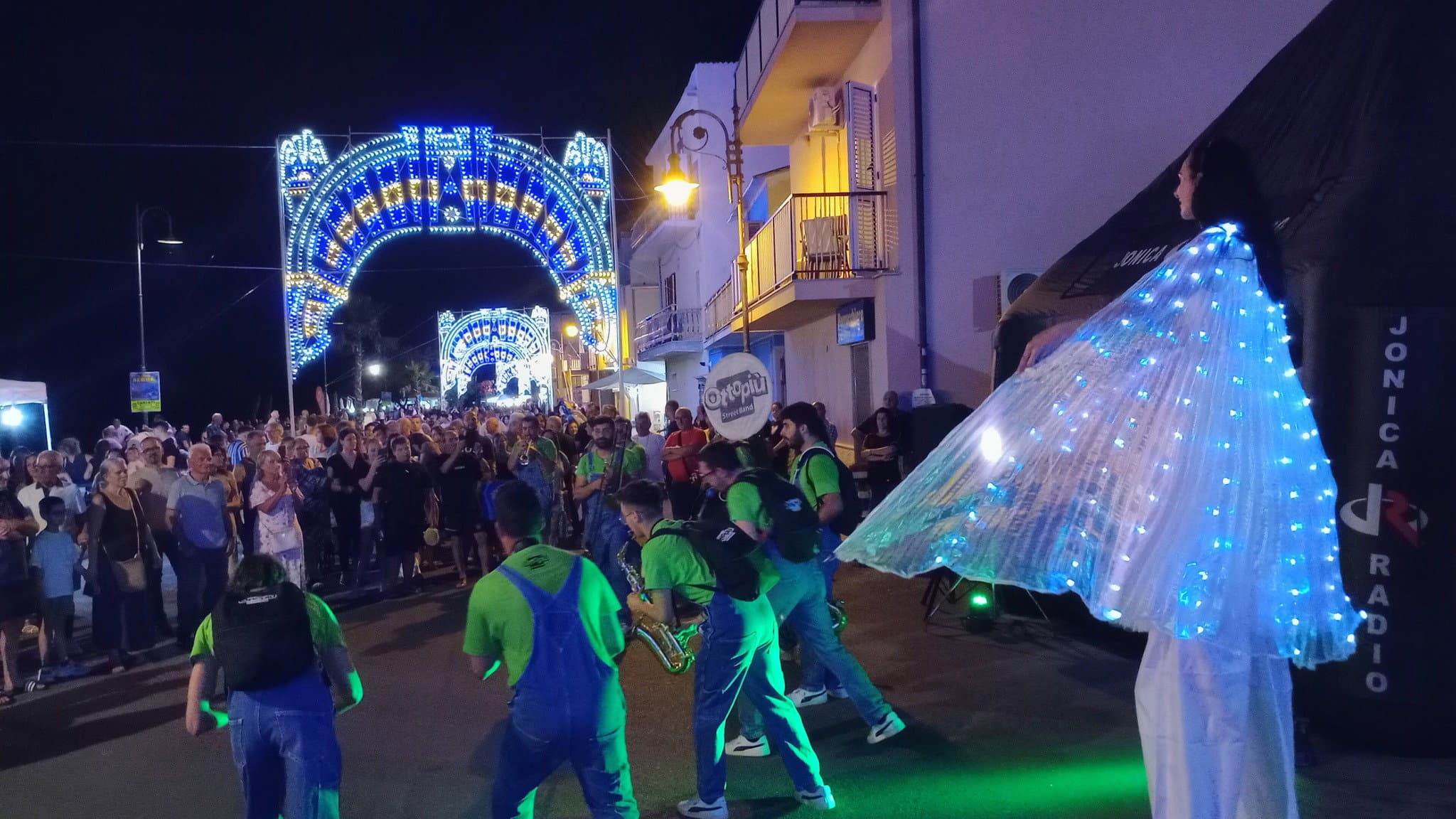 A Cariati torna la Notte Bianca tra musica, artisti di strada e spettacoli