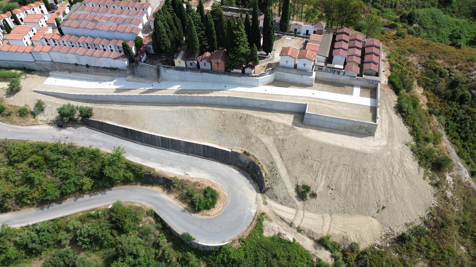 Pietrapaola, completato il consolidamento del versante del cimitero comunale