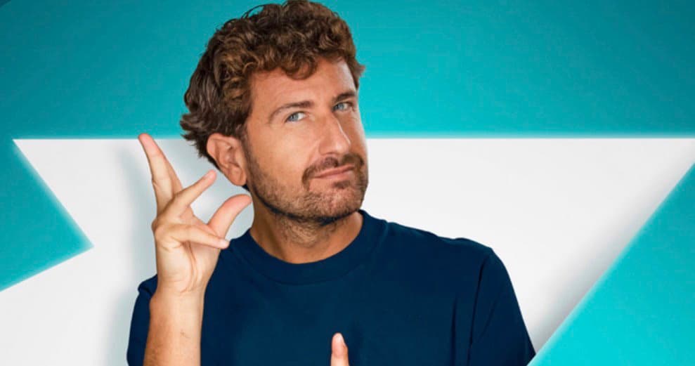 Co.Ro. Summer Fest 2026, Alessandro Siani arriva a Corigliano-Rossano con “Fake News”