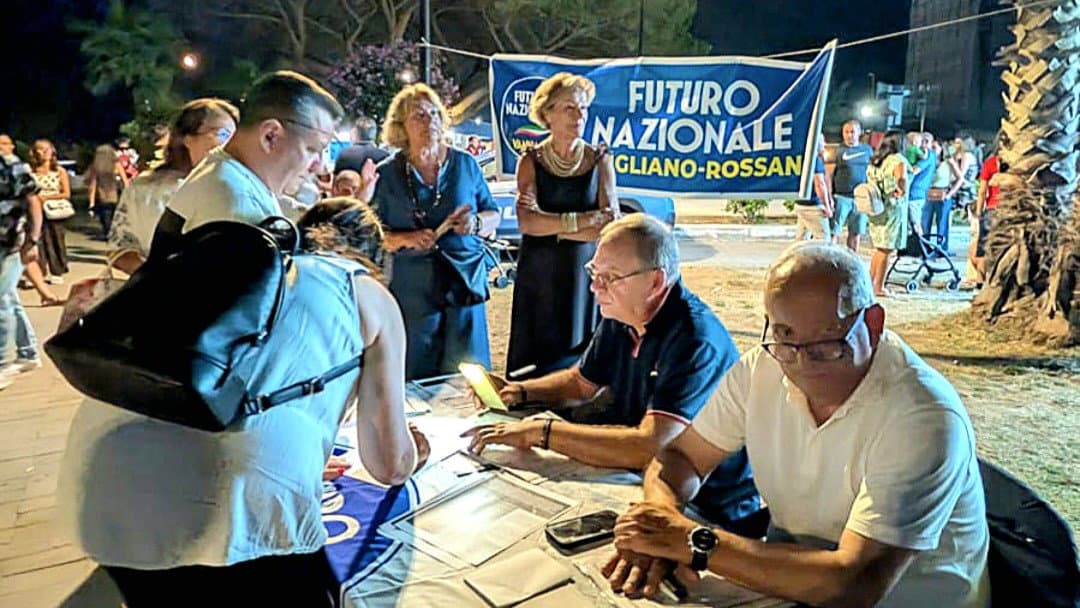 Corigliano-Rossano, partecipazione ai gazebo di Futuro Nazionale
