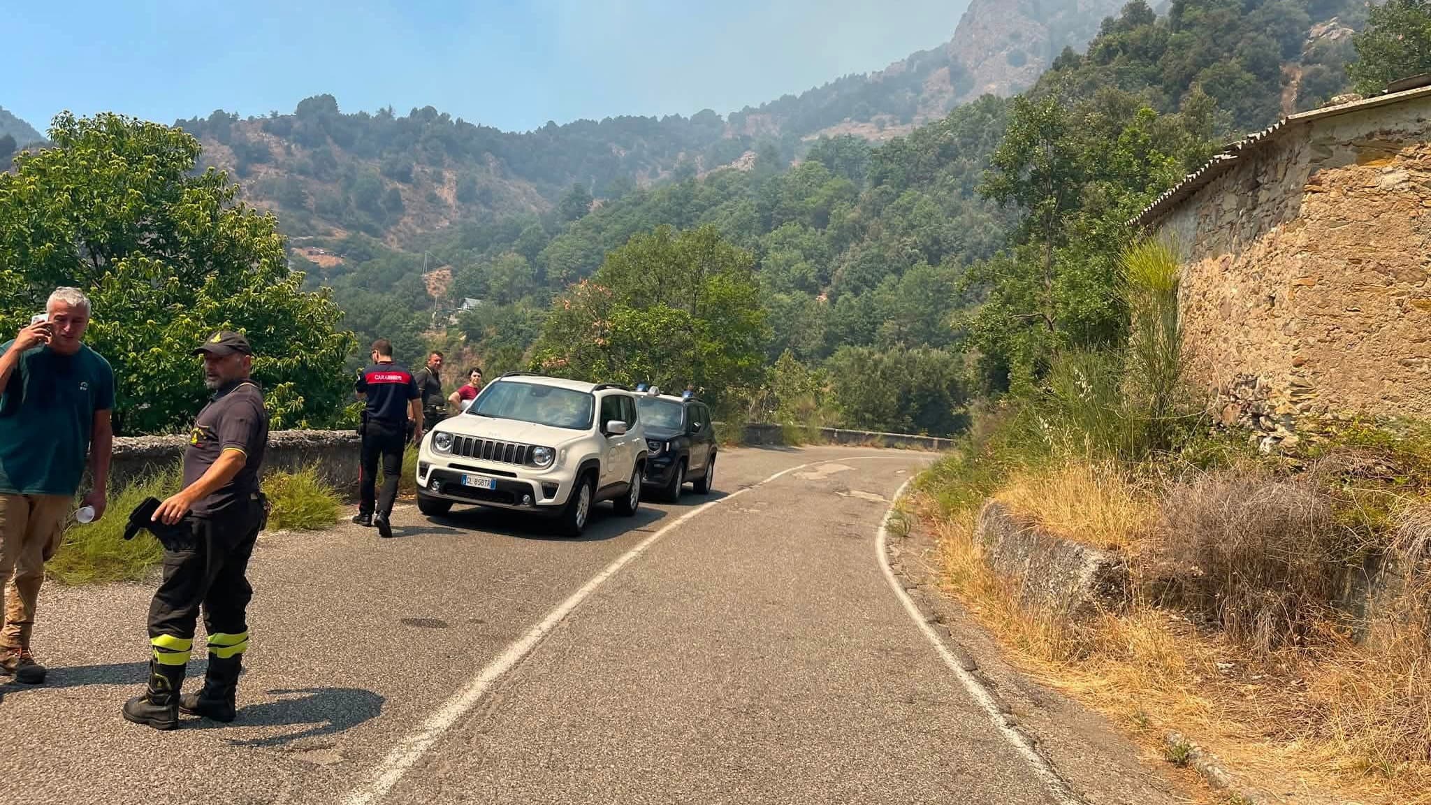 Longobucco, incendio del 14 agosto. La ricostruzione: «Intervento rapido, nessun danno a persone e case»