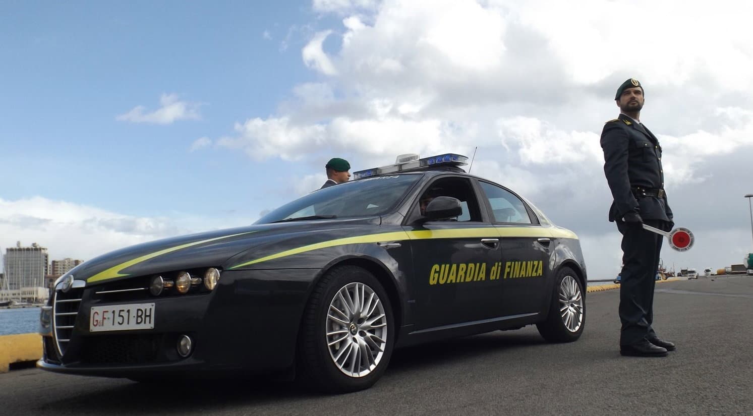 Operazione “affari d’oro”: Sequestrati beni per circa 2 milioni di euro ad un commerciante di preziosi
