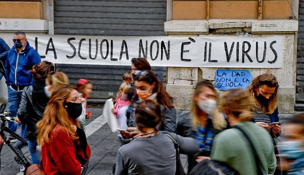 La scuola è un luogo sicuro: la sospensione sta spazzando via una generazione