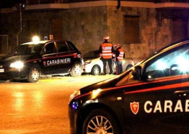 Controlli anti-covid: blitz dei carabinieri a Corigliano centro storico. Chiuso un circolo clandestino