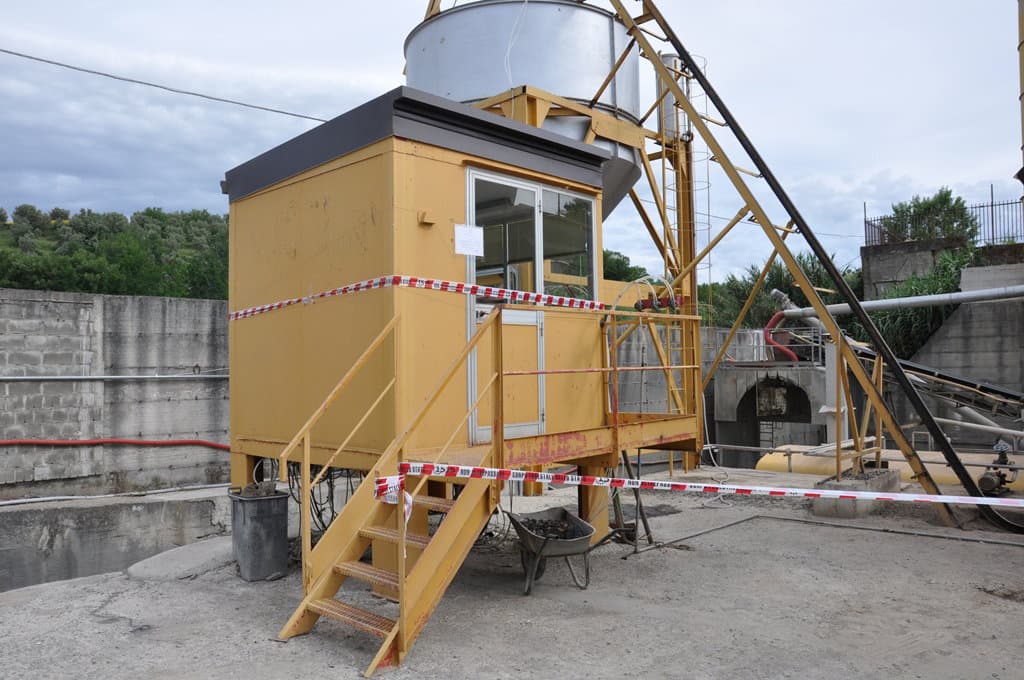 Castrolibero, il Cfs sequestra impianto di bitume