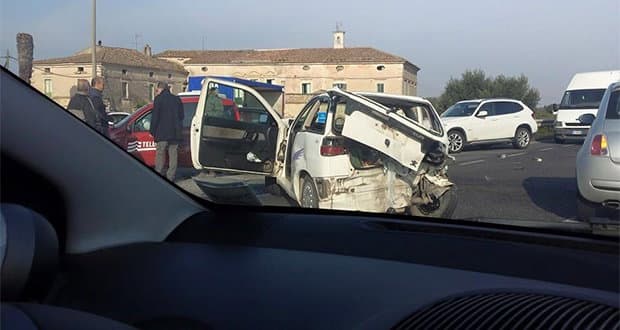 Rossano, brutto incidente in contrada Toscano Ioele