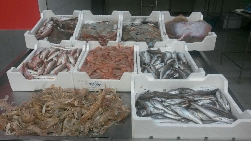 Non vogliamo più mangiare bene. Colonizzati dal salmone e dai piatti nordici nella ristorazione