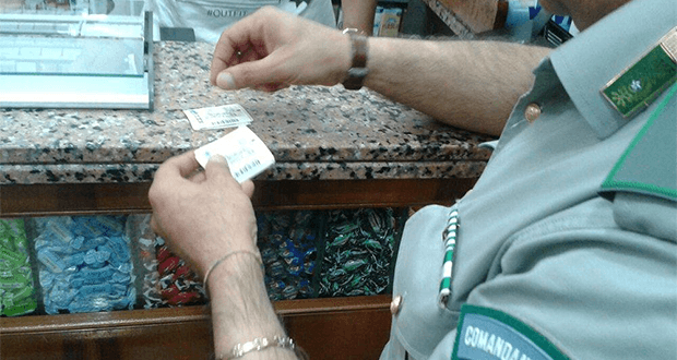 Cosenza, indagini del Corpo Forestale su falsificazione e vendita di valori bollati