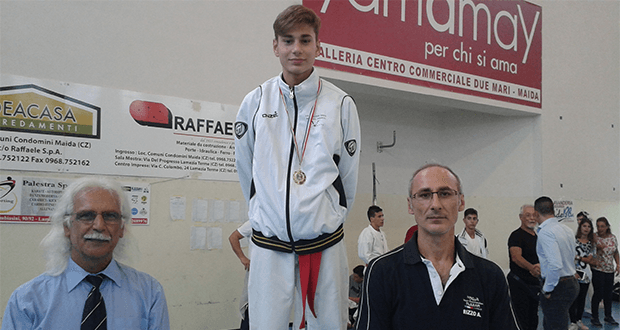 Rossano, Vincenzo Rizzo campione regionale di Karate