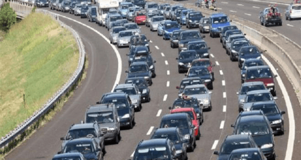 Sulla rete autostradale traffico intenso sin dal primo mattino