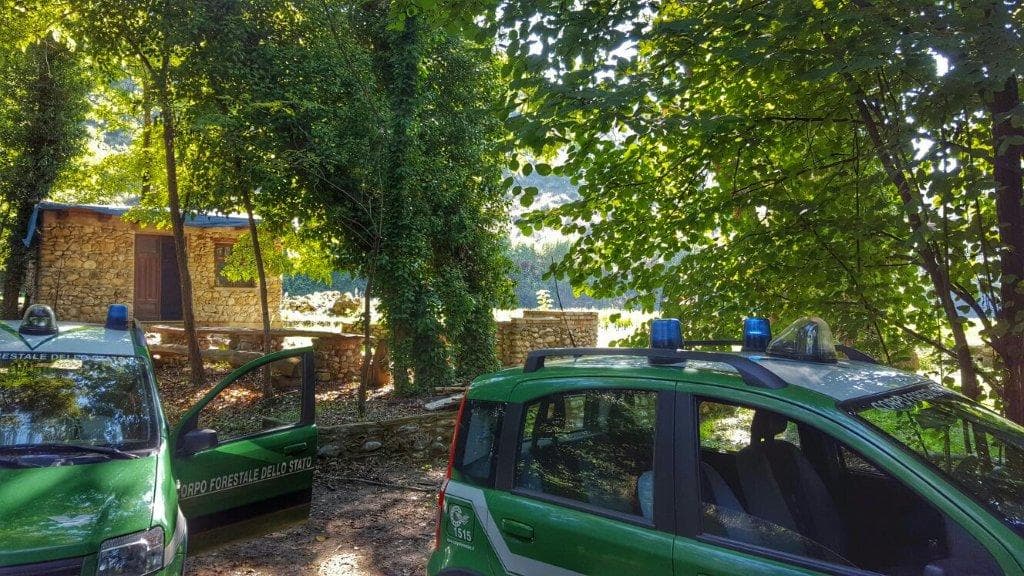 Castrovillari,fabbricato abusivo lungo il fiume. Una denuncia