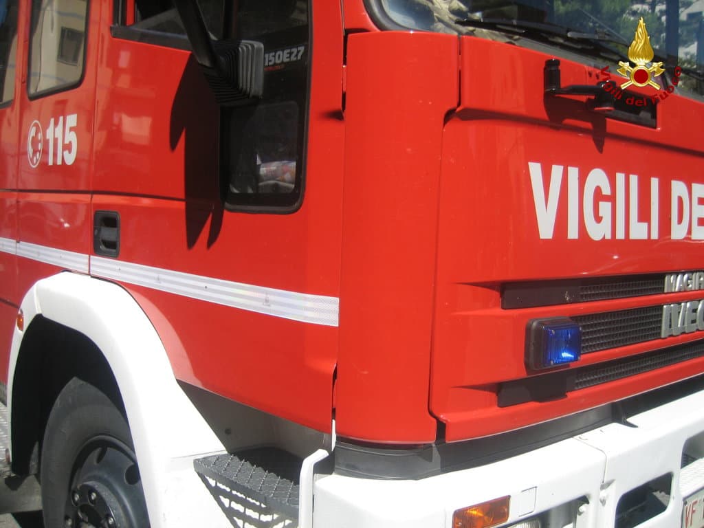 San Luca (Rc): auto precipita da burrone, un morto