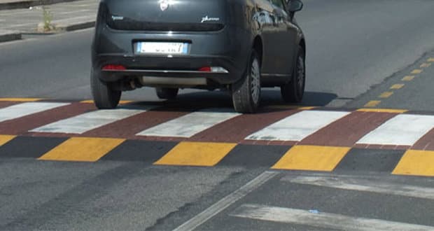 Rossano, installati 4 dossi