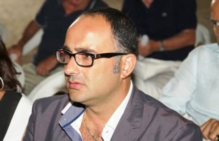 Cariati, ennesimo atto intimidatorio: squarciate le ruote al vice-Sindaco
