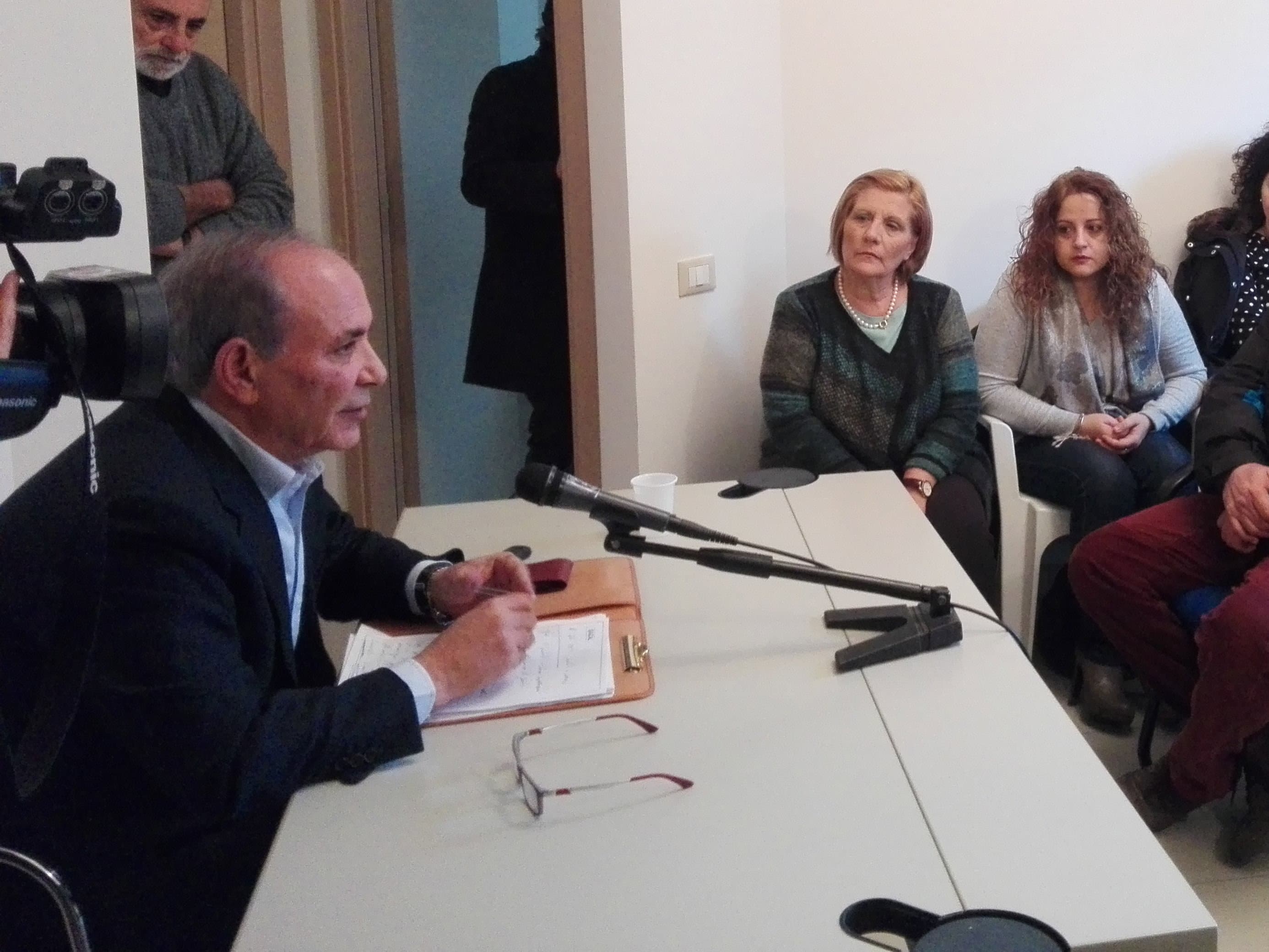 Antimafia Corigliano, volantinaggio per la città