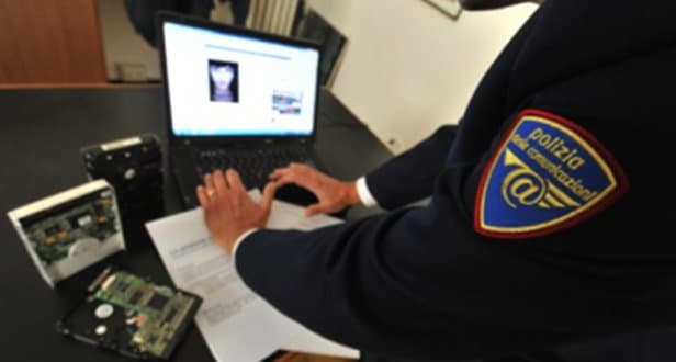 Corigliano: trentenne arrestato per materiale pedopornografico