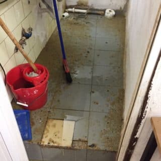 Via Roma Corigliano, commercianti sul piede di guerra