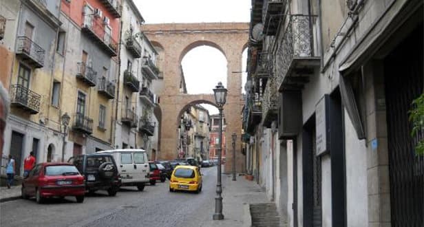Rete fognaria Corigliano, protestano i commercianti