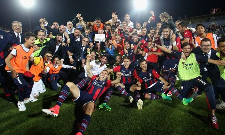 Crotone: è ancora serie A, impresa storica