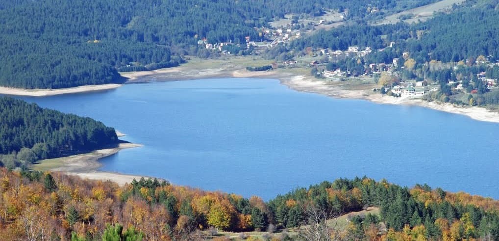 Siccità colpisce anche in Sila, pericolo di secca per i laghi