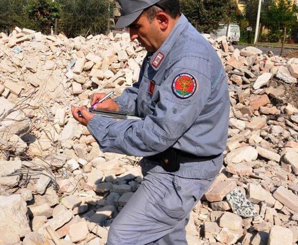 Rossano: discarica abusiva in località Gammicella, due persone denunciate