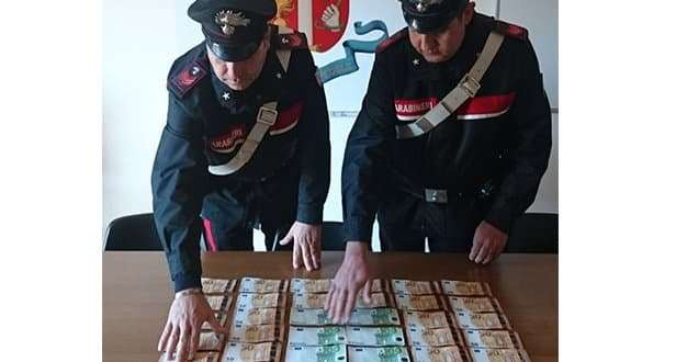 Corigliano, arrestate 3 persone che nascondevano soldi falsi