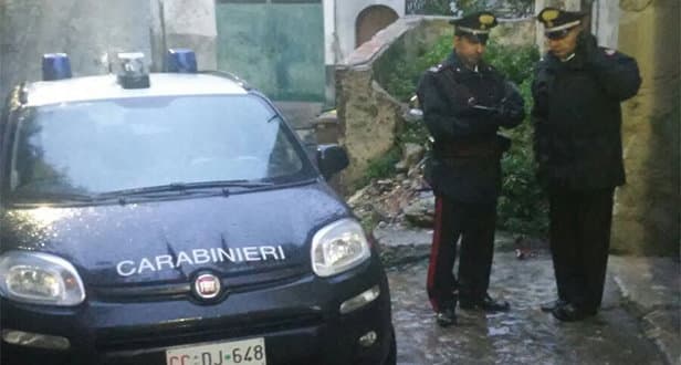 Rossano: litiga col fratello e lo accoltella