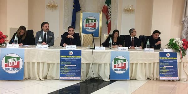 Forza Italia, grande partecipazione alla presentazione dei candidati
