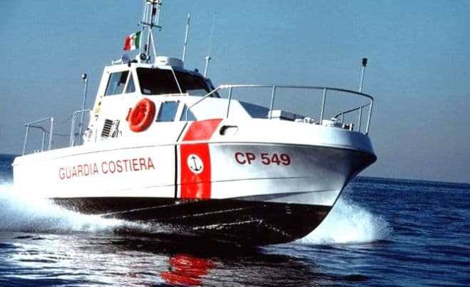 Corigliano: barca si rovescia, avvocato muore dopo un malore